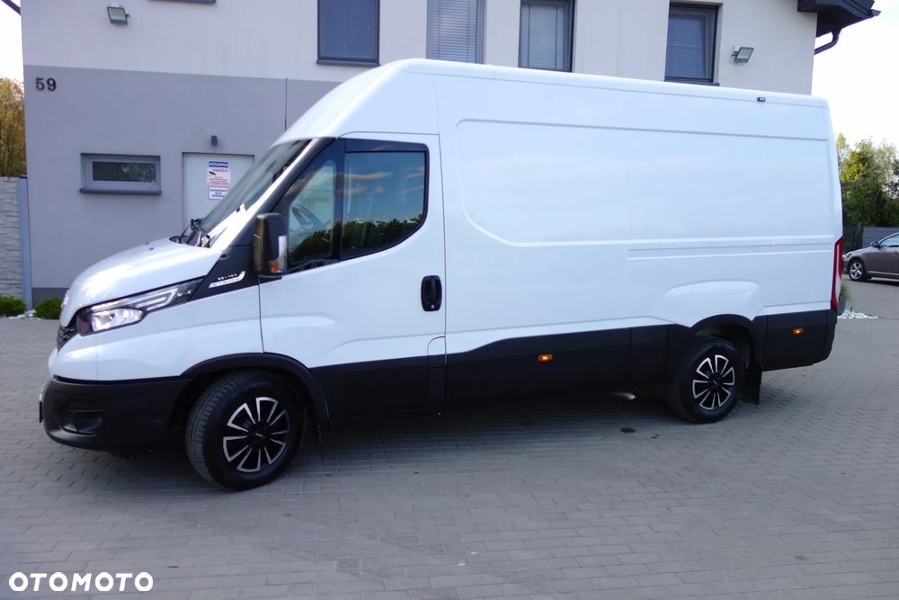 Iveco Daily Automat  35-160 L3H2 full Led Klima Webasto Kamera - 16
