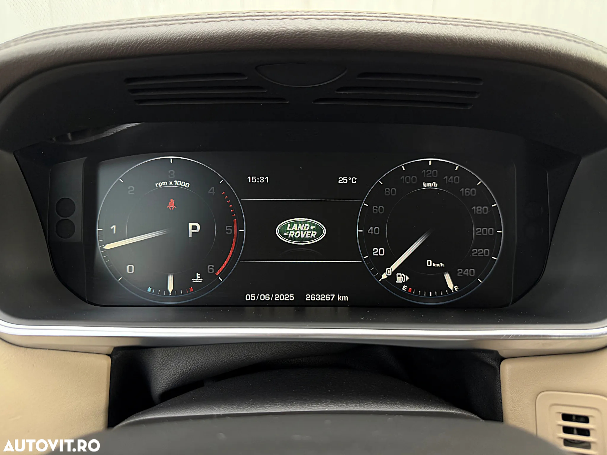 Land Rover Range Rover Vogue - 31