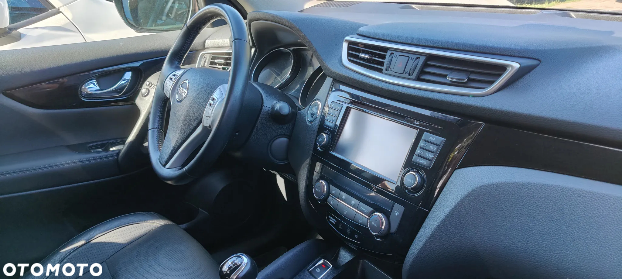 Nissan Qashqai 1.6 DIG-T TEKNA+ - 17