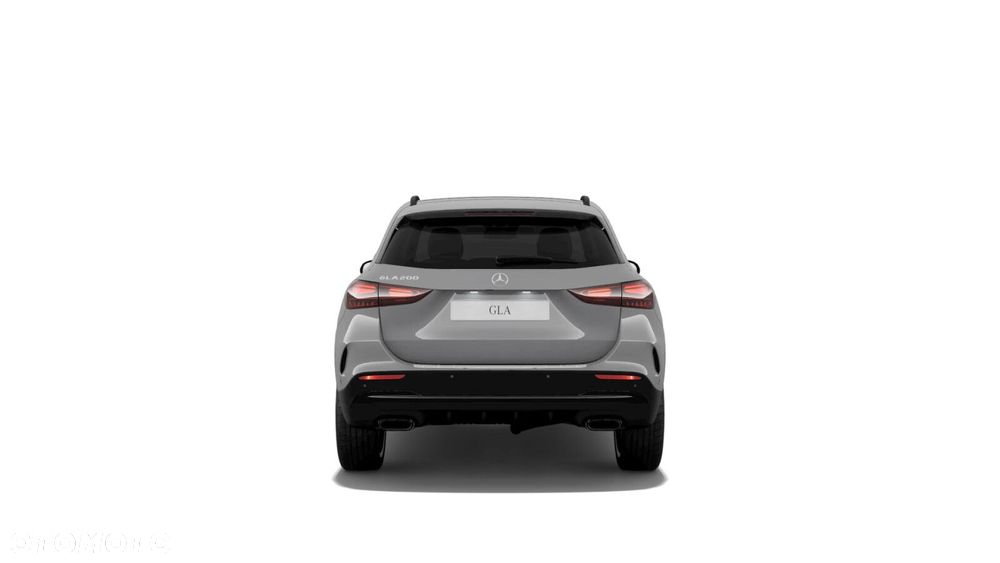 Mercedes-Benz GLA - 19