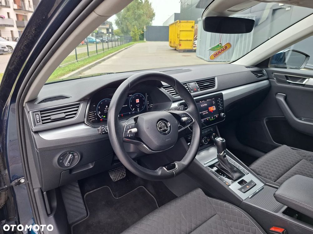 Skoda Superb 2.0 TDI SCR Ambition DSG - 4