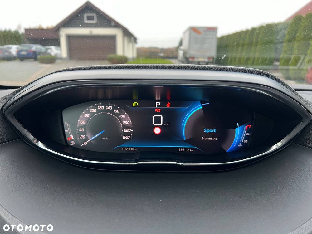 Peugeot 3008 1.5 BlueHDi GT S&S EAT8 - 29