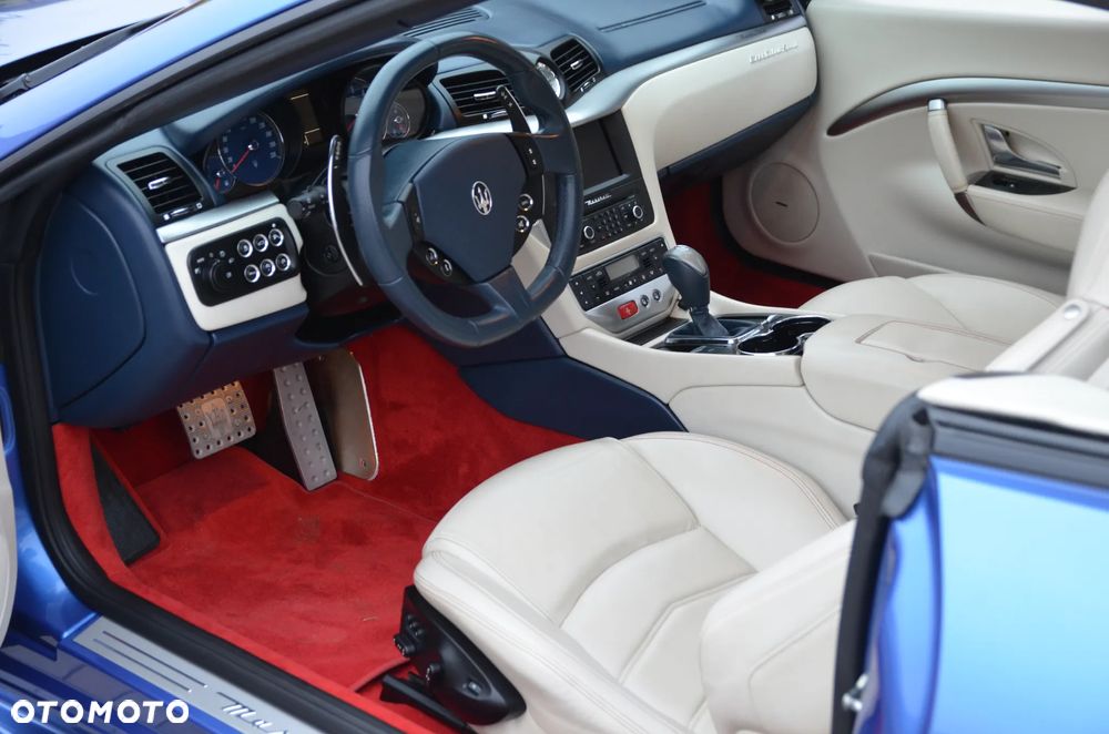 Maserati GranCabrio Sport - 7