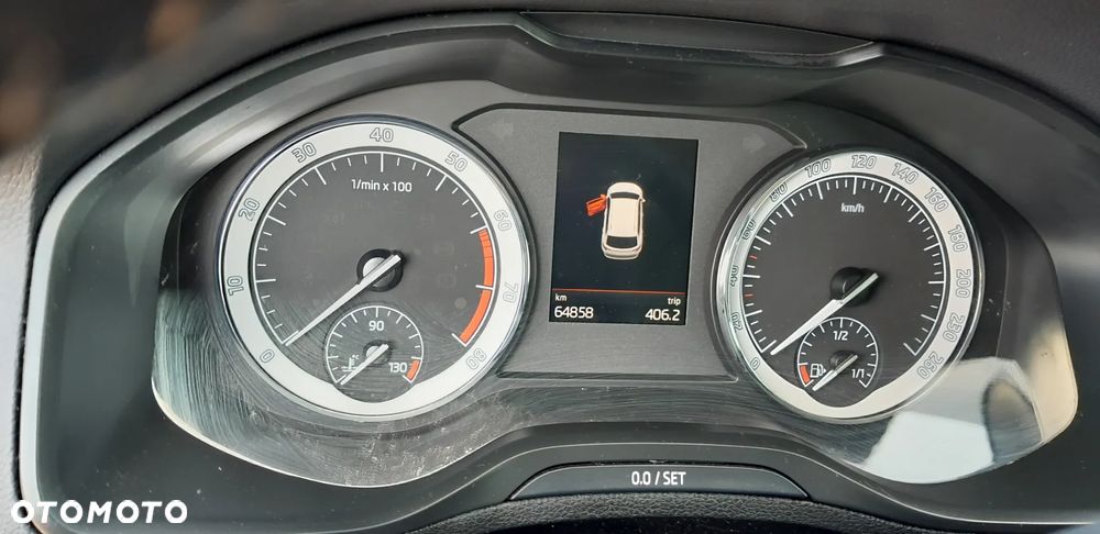 Skoda Karoq 1.5 TSI ACT Style DSG - 12