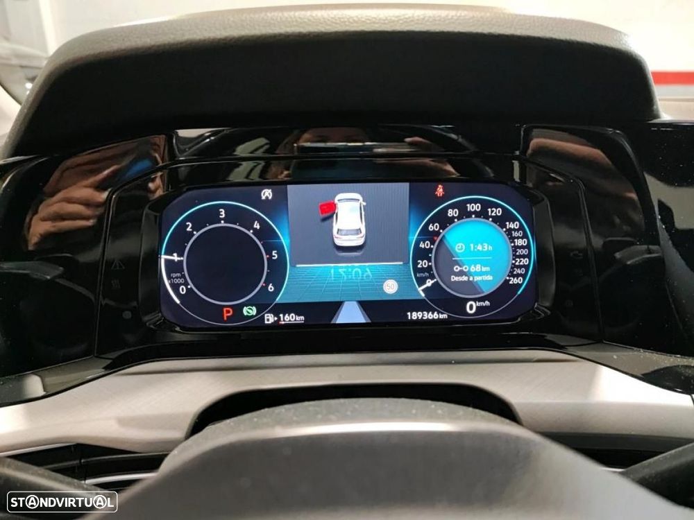 VW Golf 2.0 TDI Life DSG - 5