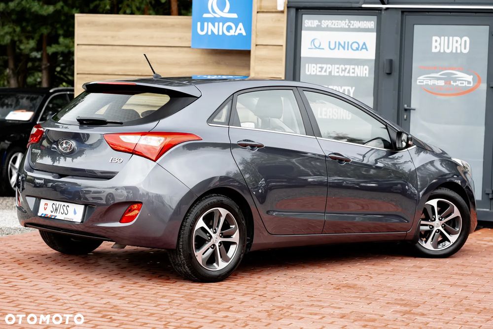 Hyundai i30 blue 1.6 GDI Style - 16