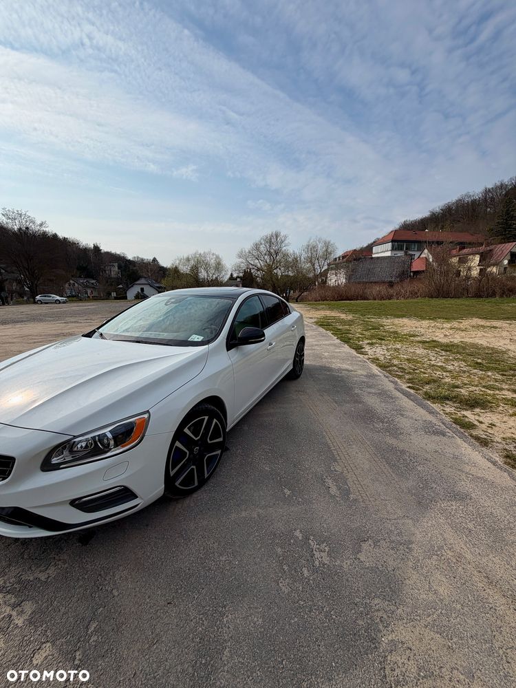 Volvo S60 T5 Geartronic RDesign - 16