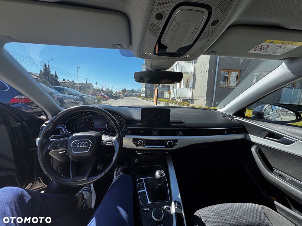 Audi A4 Avant 2.0 TDI - 11