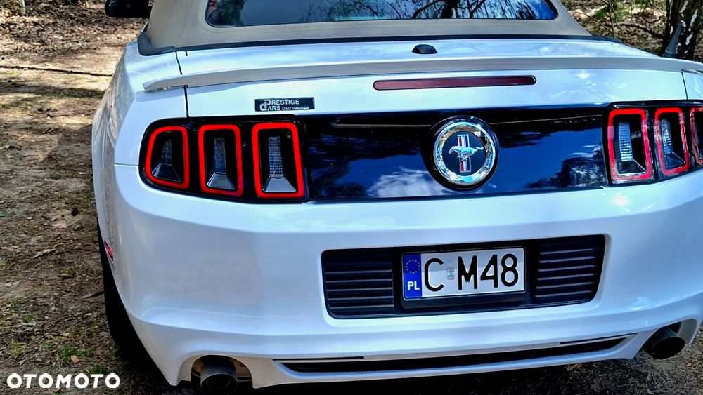 Ford Mustang 3.7 V6 Premium - 25