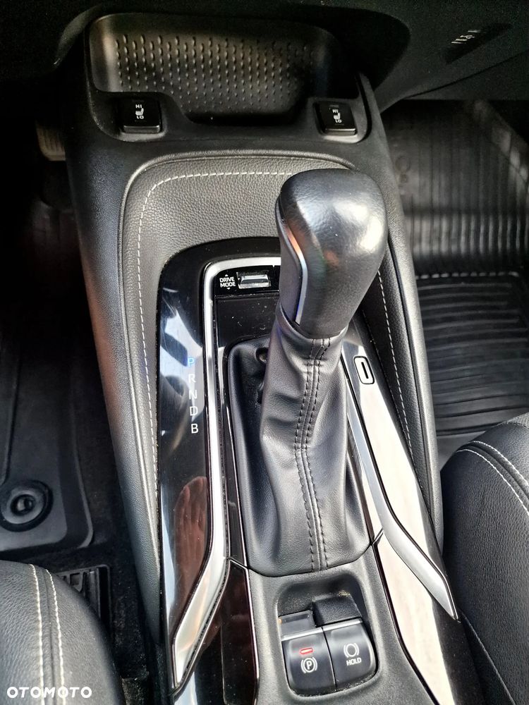 Toyota Corolla 1.8 Hybrid Selection - 28