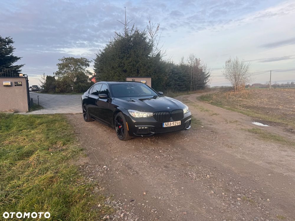 BMW Seria 7 740i - 3