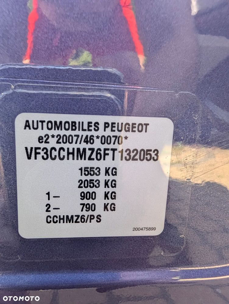 Peugeot 208 - 16