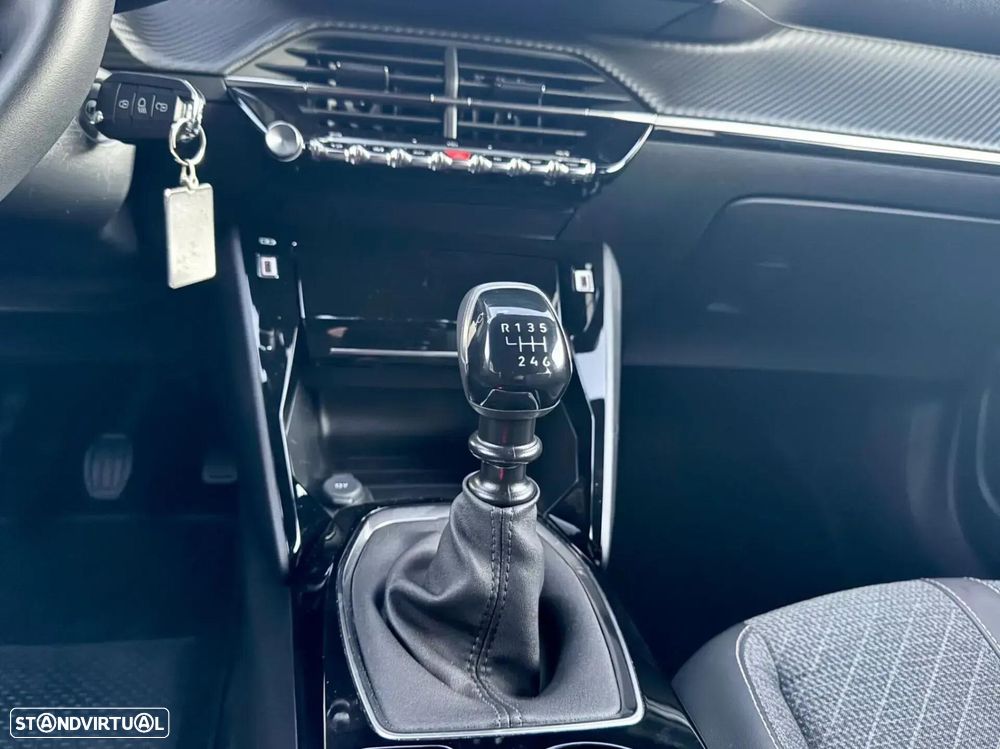 Peugeot 2008 - 5