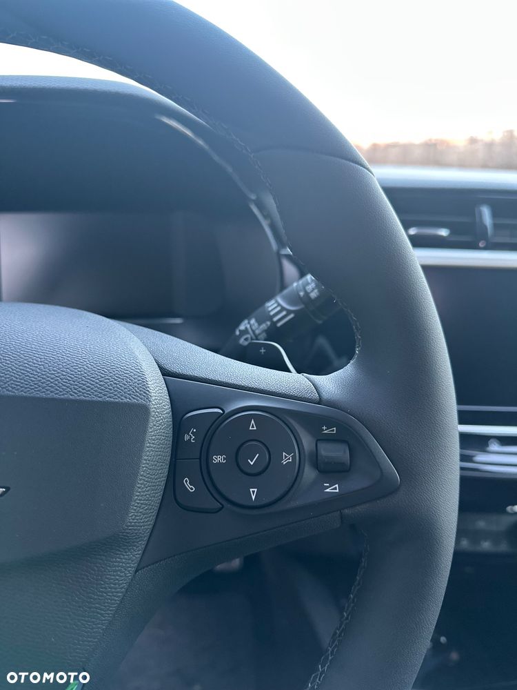 Opel Corsa 1.2 GS Line Plus Pack S&S - 26