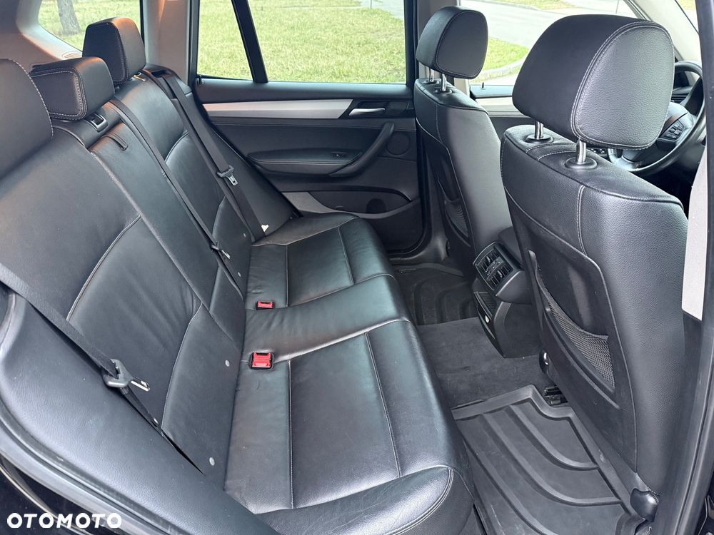 BMW X3 xDrive35i - 16