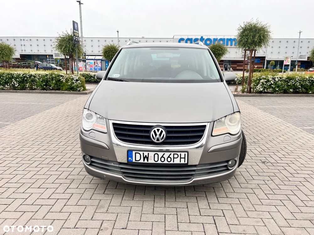 Volkswagen Touran 2.0 TDI DPF DSG Trendline - 2