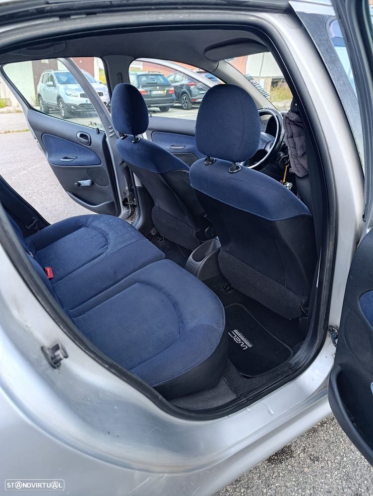 Peugeot 206 - 9