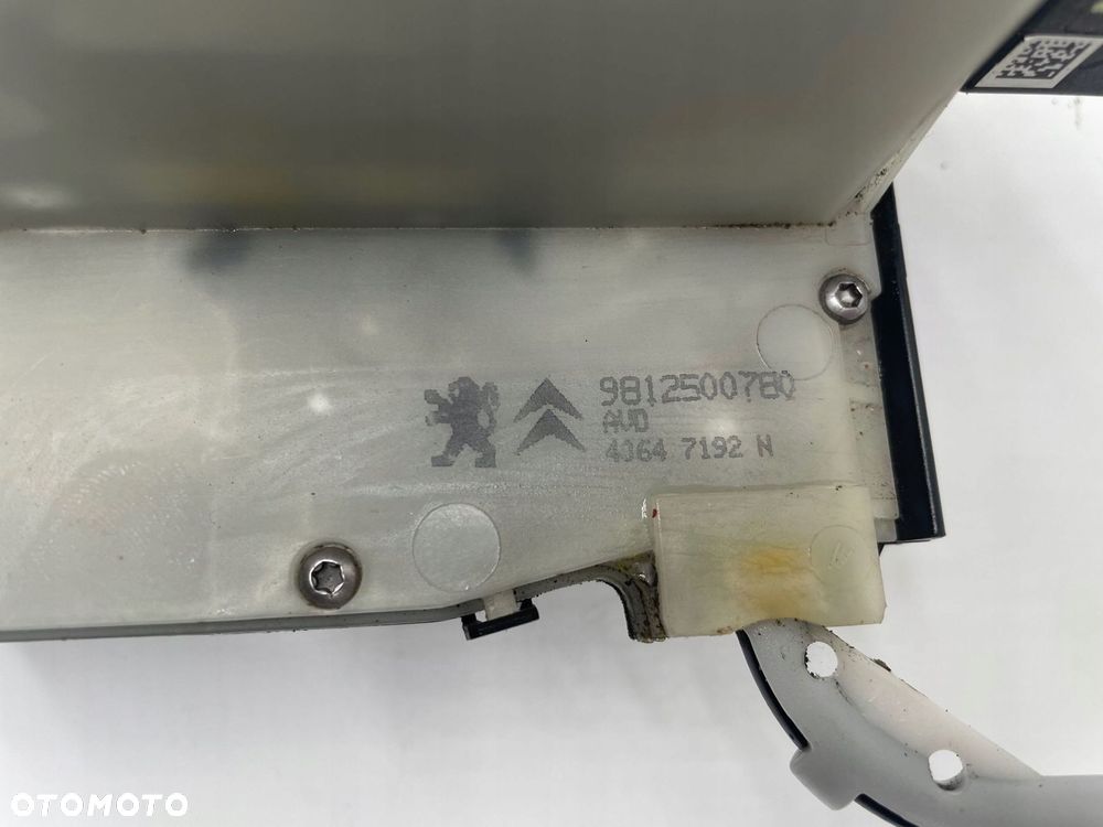 zamek drzwi przedni przód prawy peugeot 208 9812500780 - 2