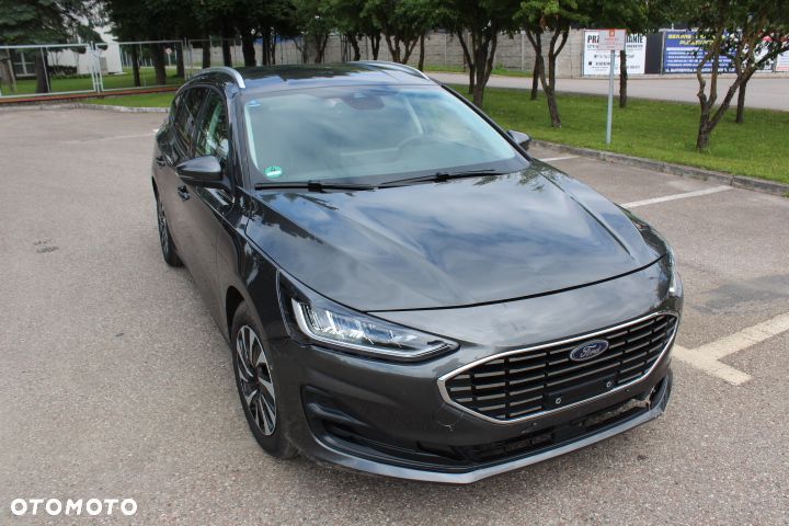 Ford Focus 1.0 EcoBoost Titanium - 10