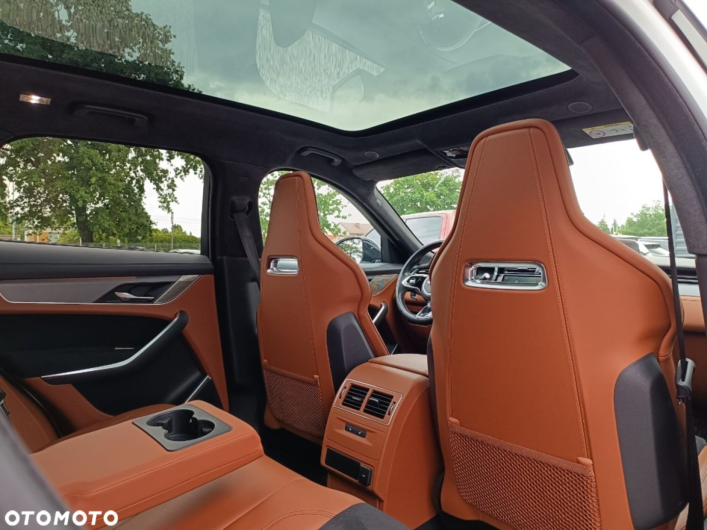 Jaguar F-Pace 5.0 V8 P550 AWD SVR - 38