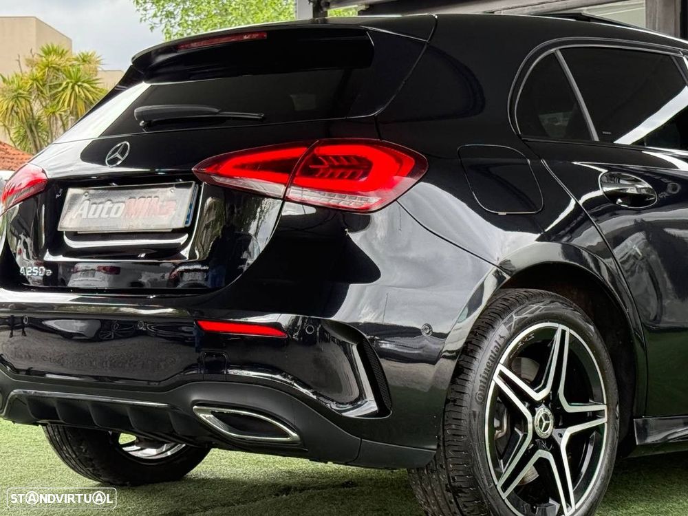 Mercedes-Benz A 250 e 8G-DCT AMG Line - 28