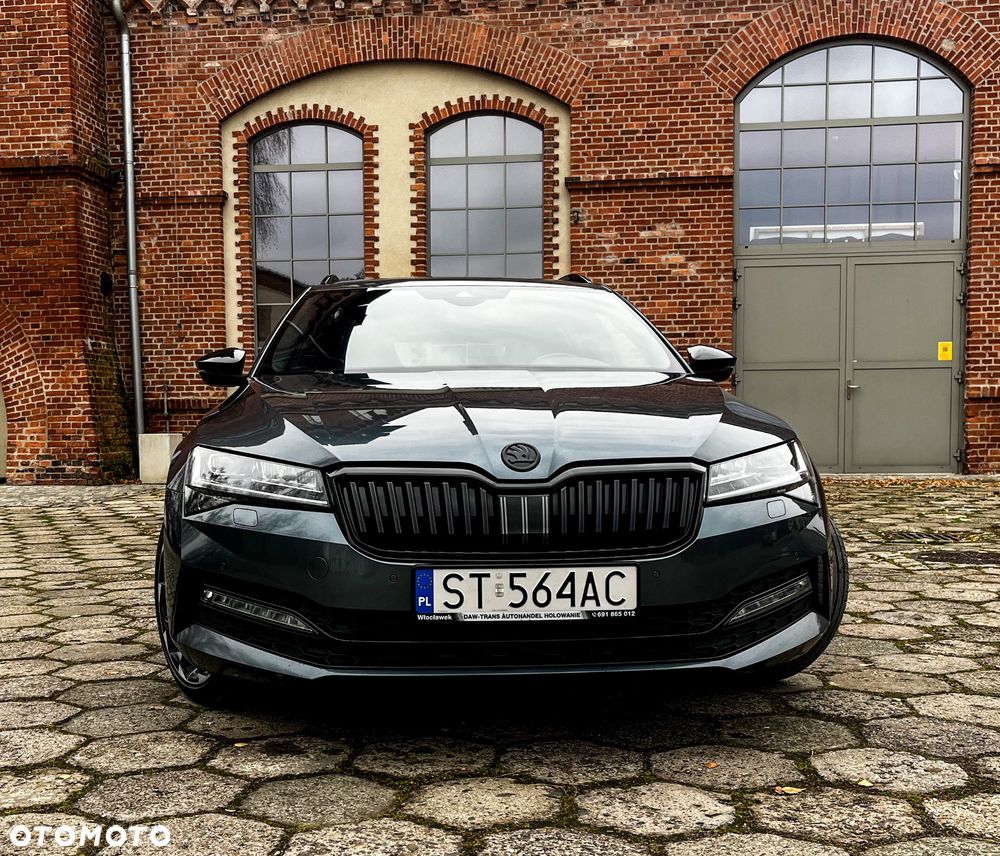 Skoda Superb 2.0 TDI 4x4 DSG Sportline - 2