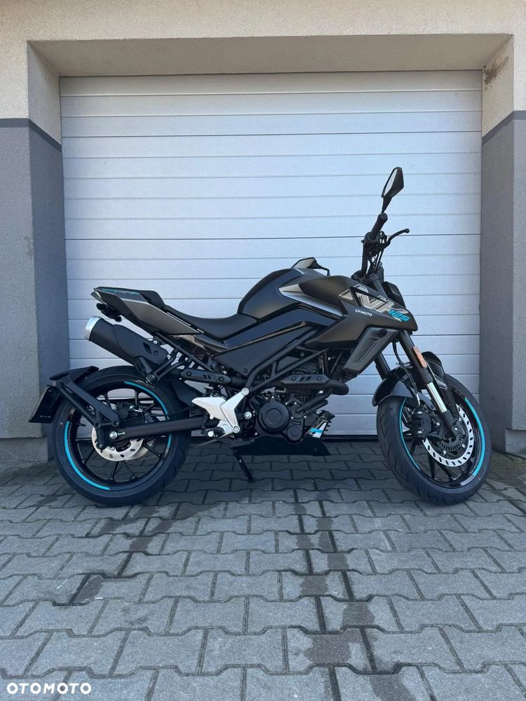 CFMoto NK - 1