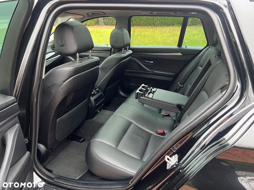 BMW Seria 5 520d - 7
