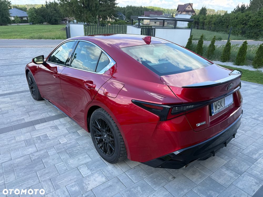 Lexus IS - 8