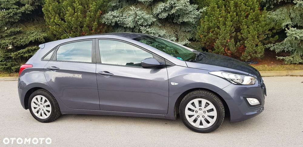 Hyundai i30 1.4 BlueDrive Run - 11