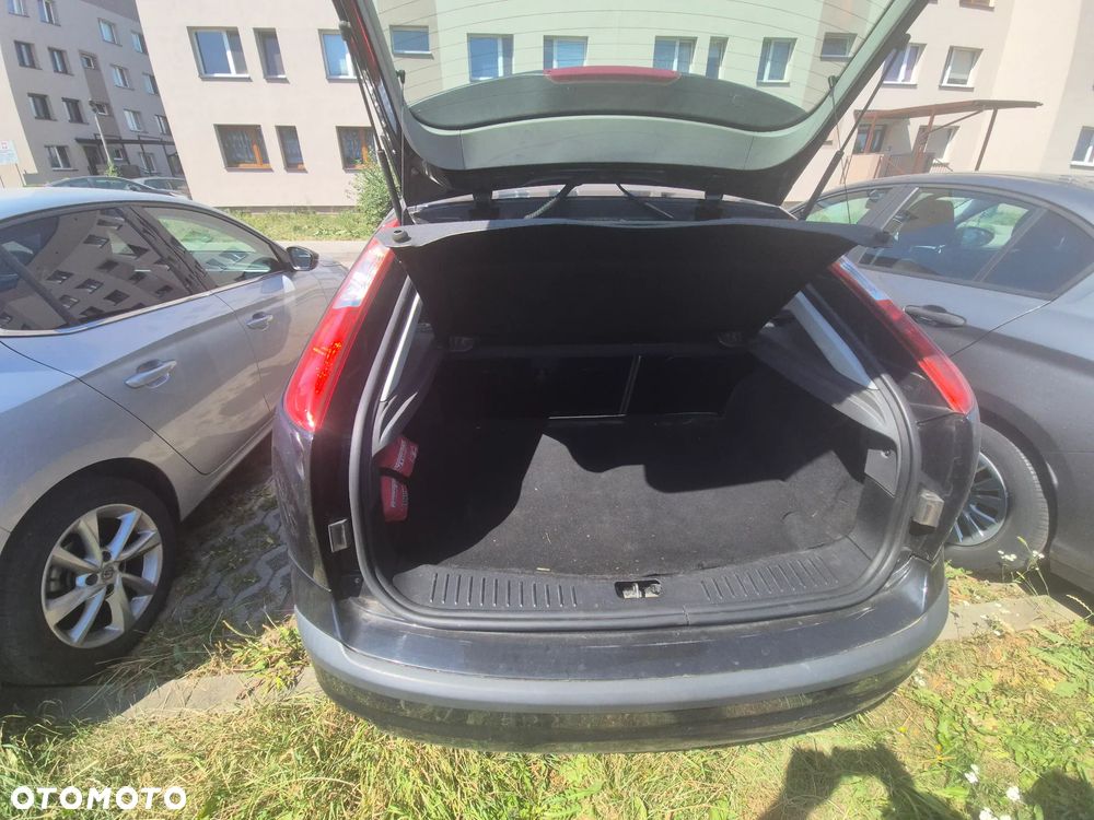 Ford Focus 1.6 Ambiente - 9