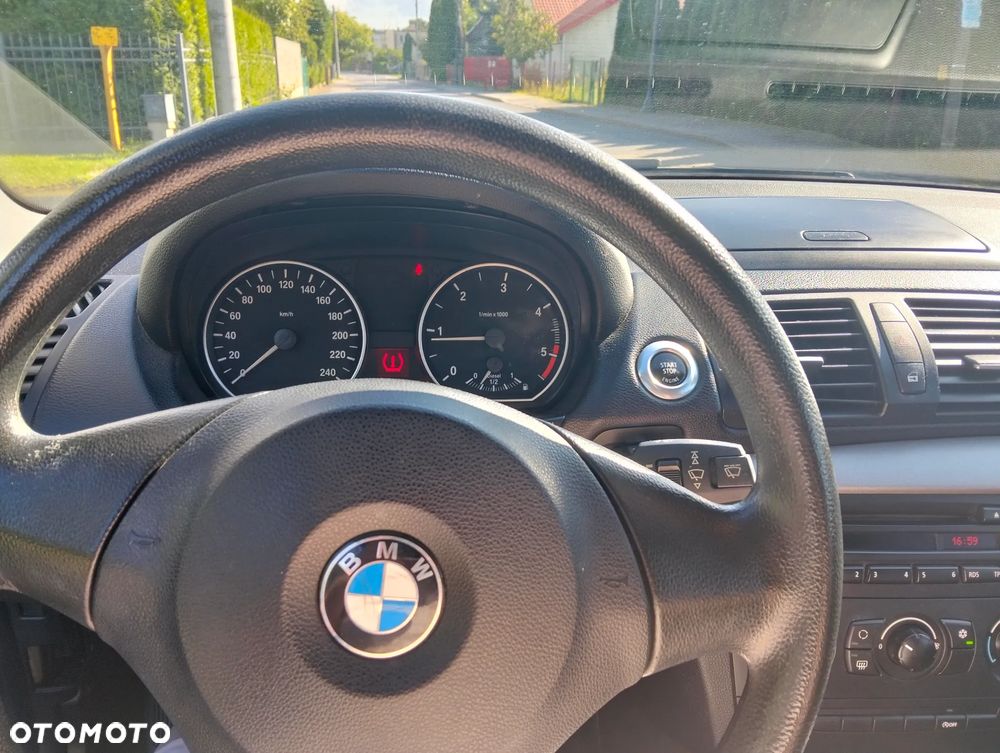 BMW Seria 1 - 9