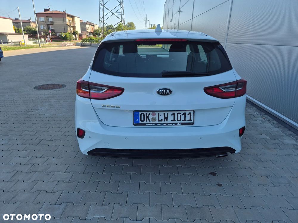 Kia Ceed 1.4 L Business Line - 23