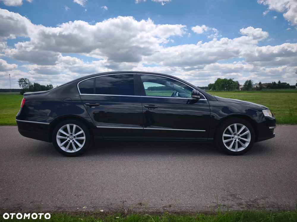 Volkswagen Passat 1.6 Trendline - 4