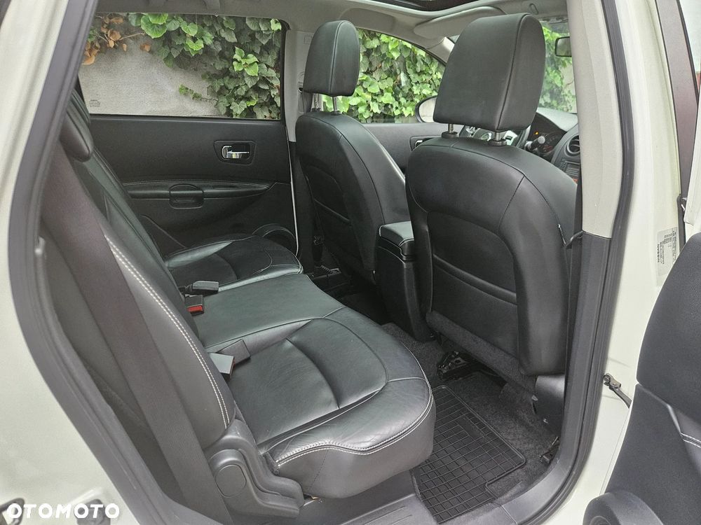 Nissan Qashqai+2 2.0 dCi 4x4 Tekna Premium - 31
