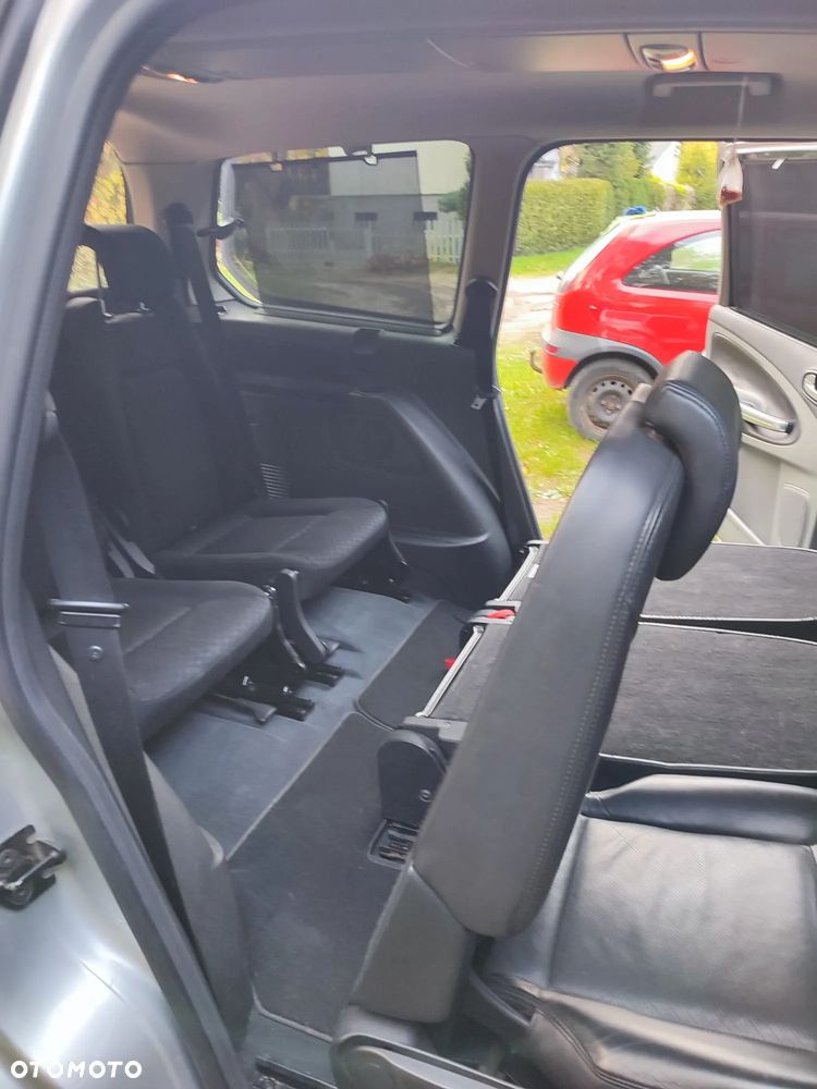 Ford Galaxy 2.0 TDCi Ghia - 22