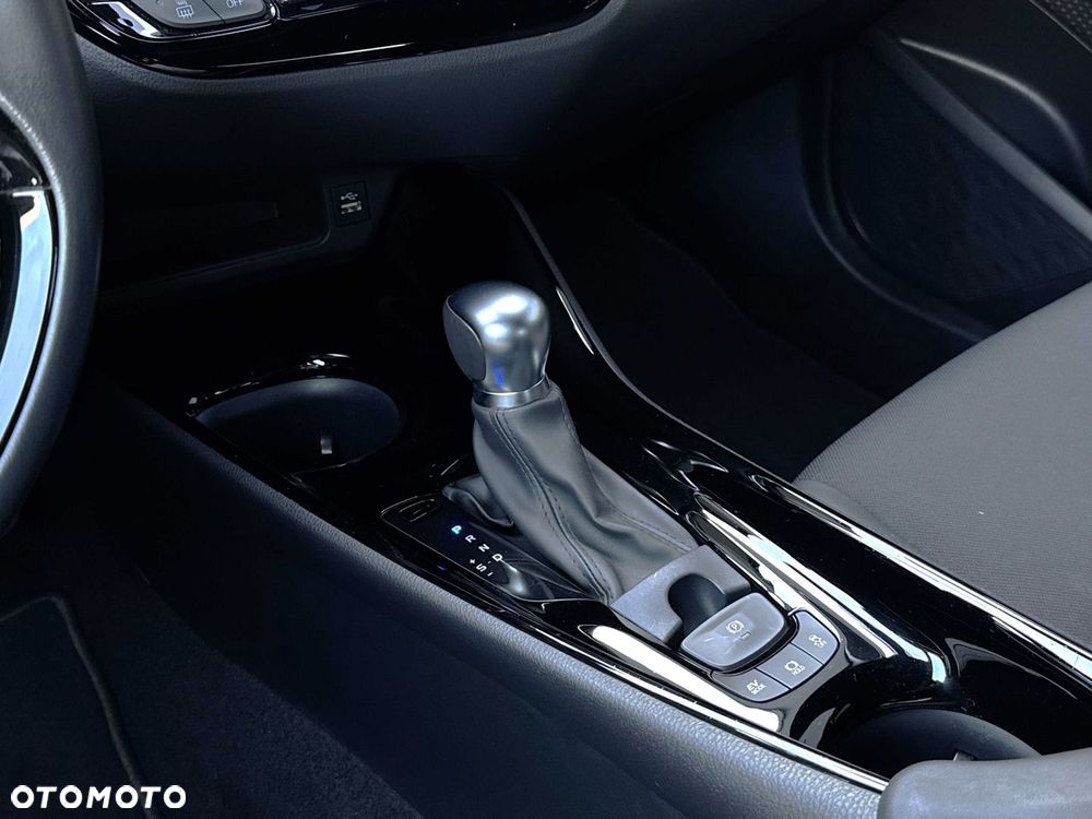 Toyota C-HR 2.0 Hybrid Style - 21