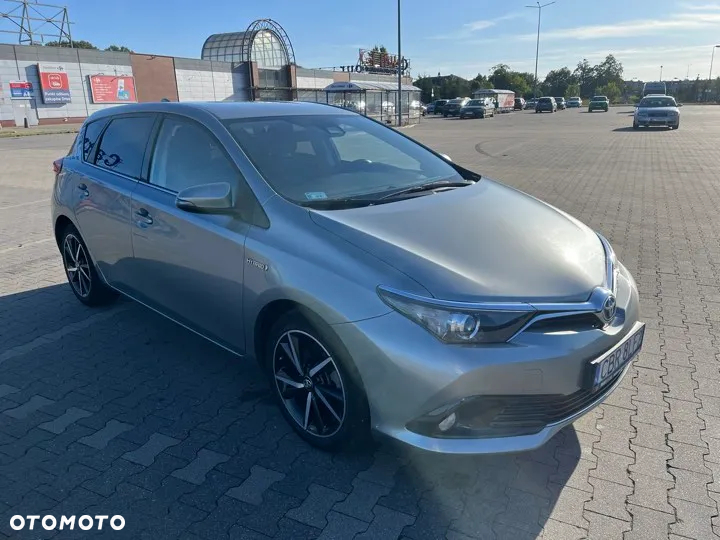 Toyota Auris - 2