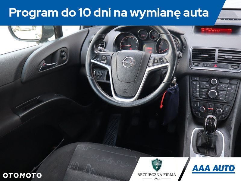 Opel Meriva - 9