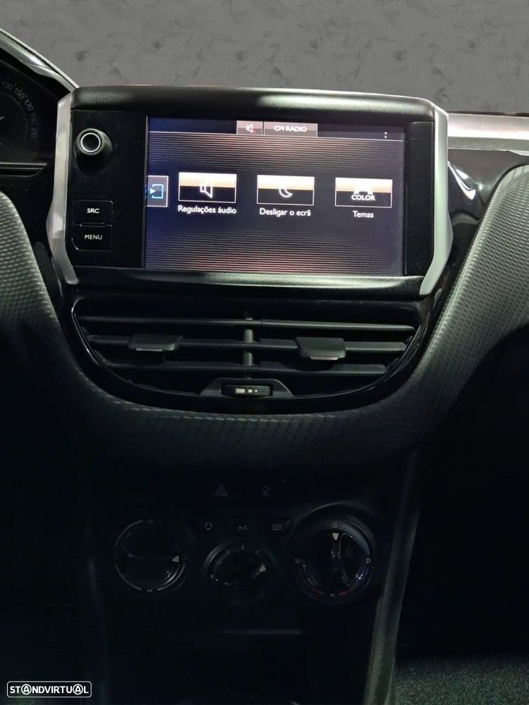 Peugeot 2008 2016 photo 5