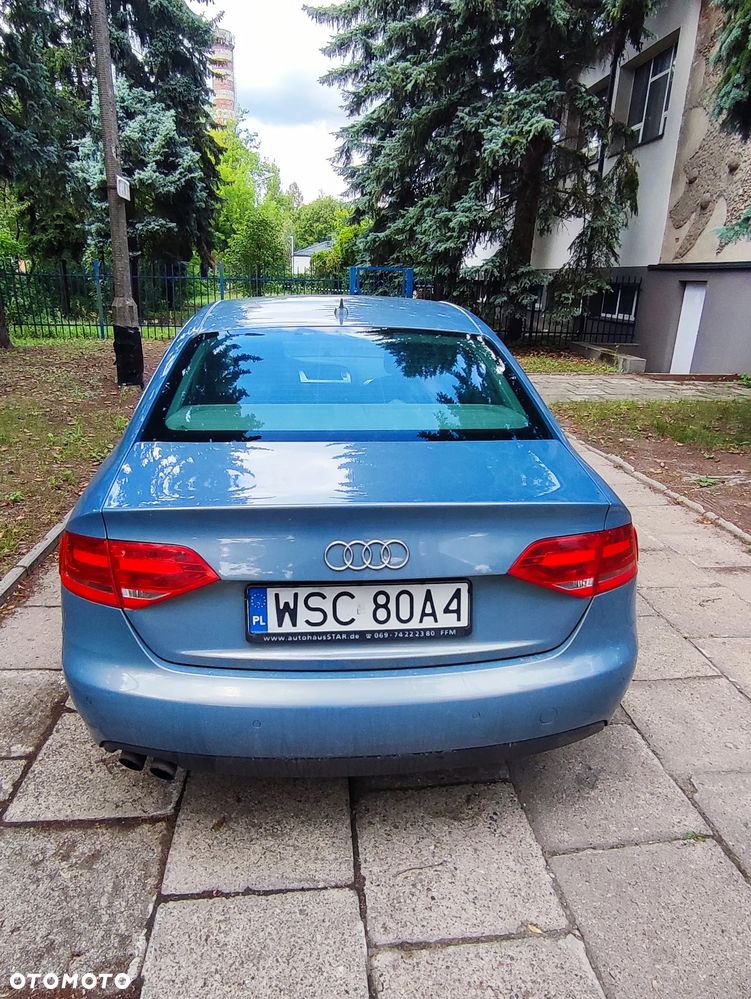 Audi A4 Limousine - 2