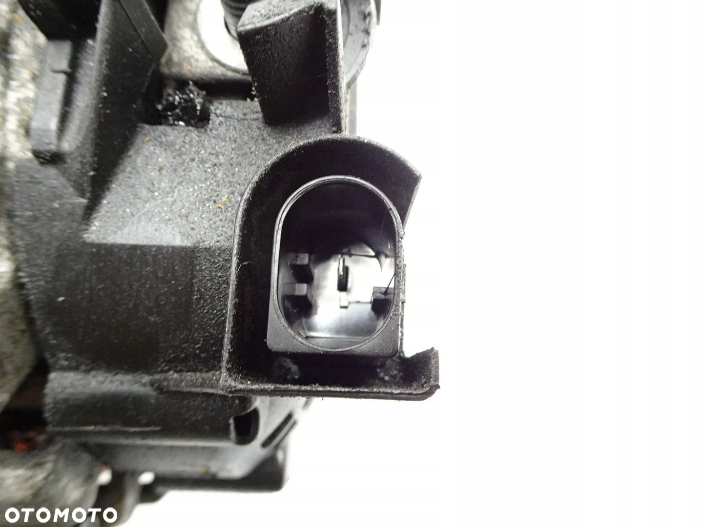 Alternator Ford Mondeo MK4 2.0 TDCI - 2