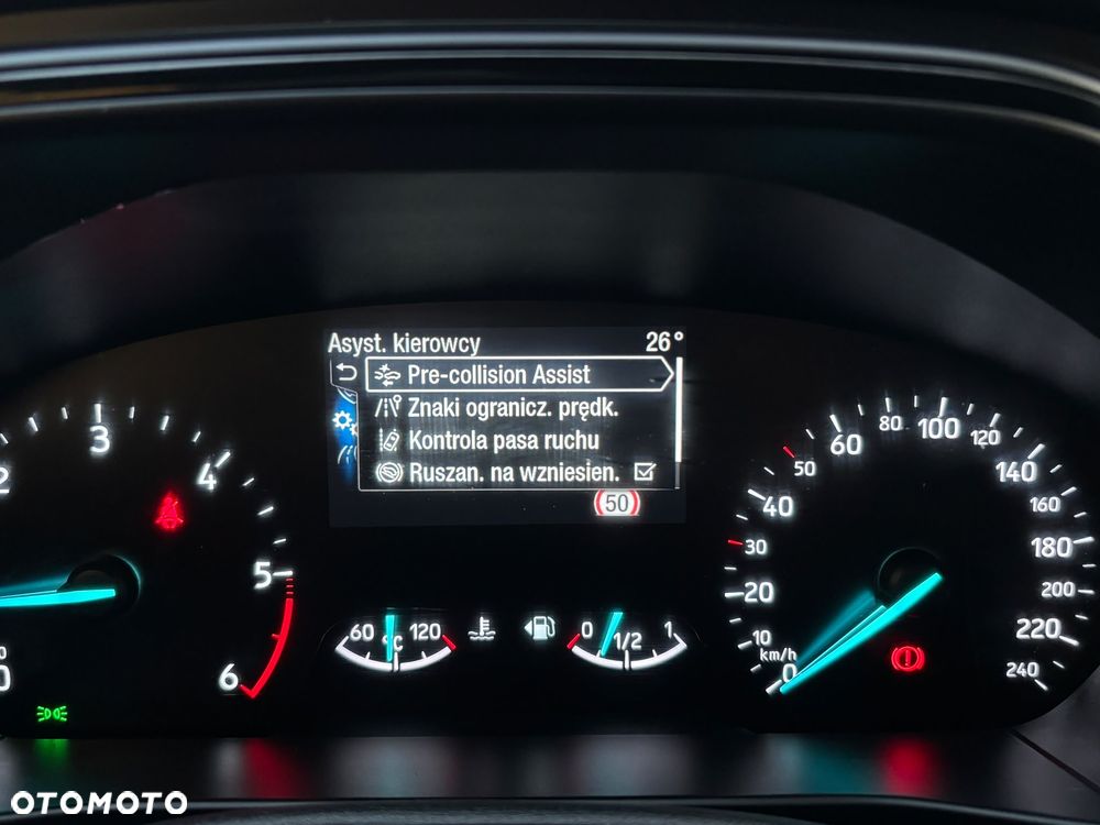 Ford Focus 1.5 EcoBlue Start-Stopp-System ST-LINE - 19