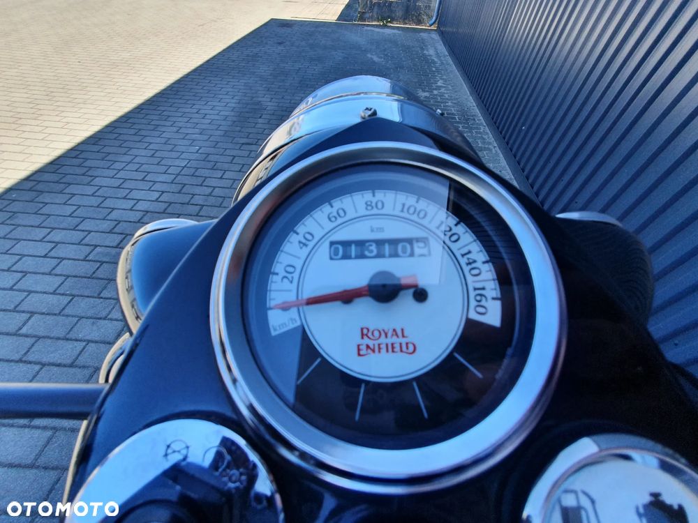 Royal Enfield Classic - 9