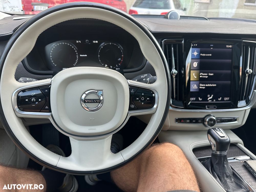 Volvo V90 Cross Country D4 AWD Geartronic - 38