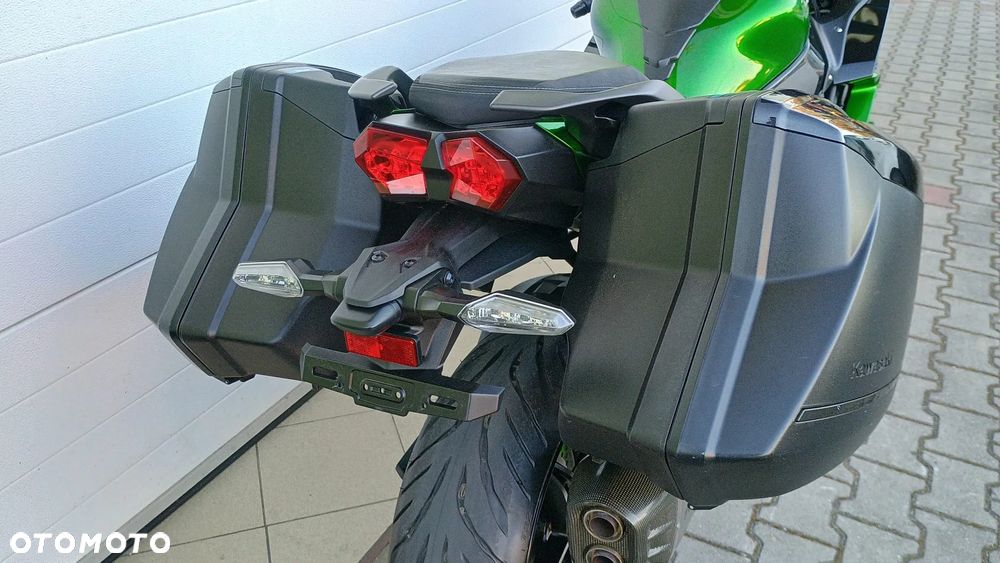 Kawasaki Ninja H2 SX - 28