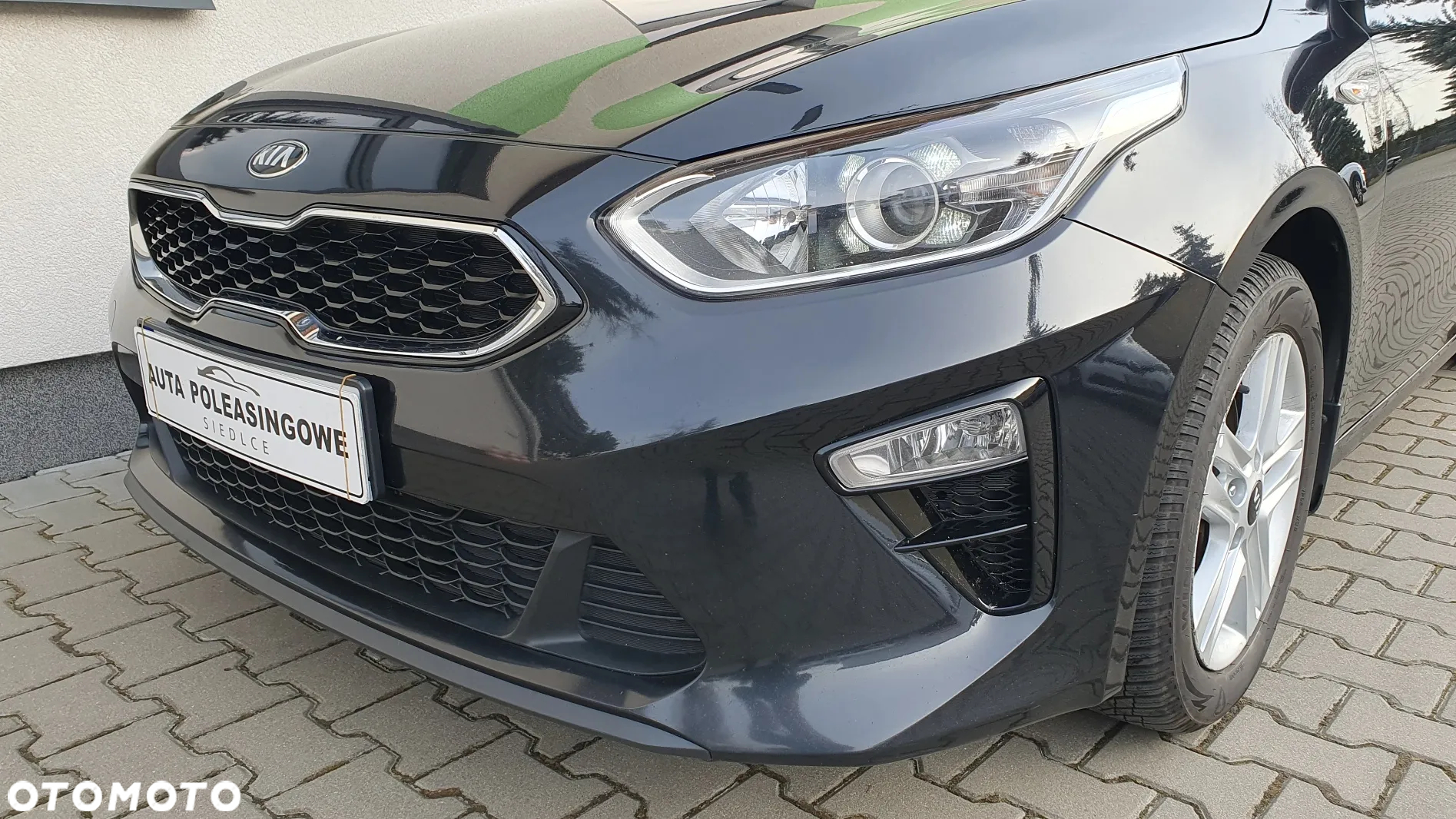 Kia Ceed 1.6 CRDi SCR M - 4