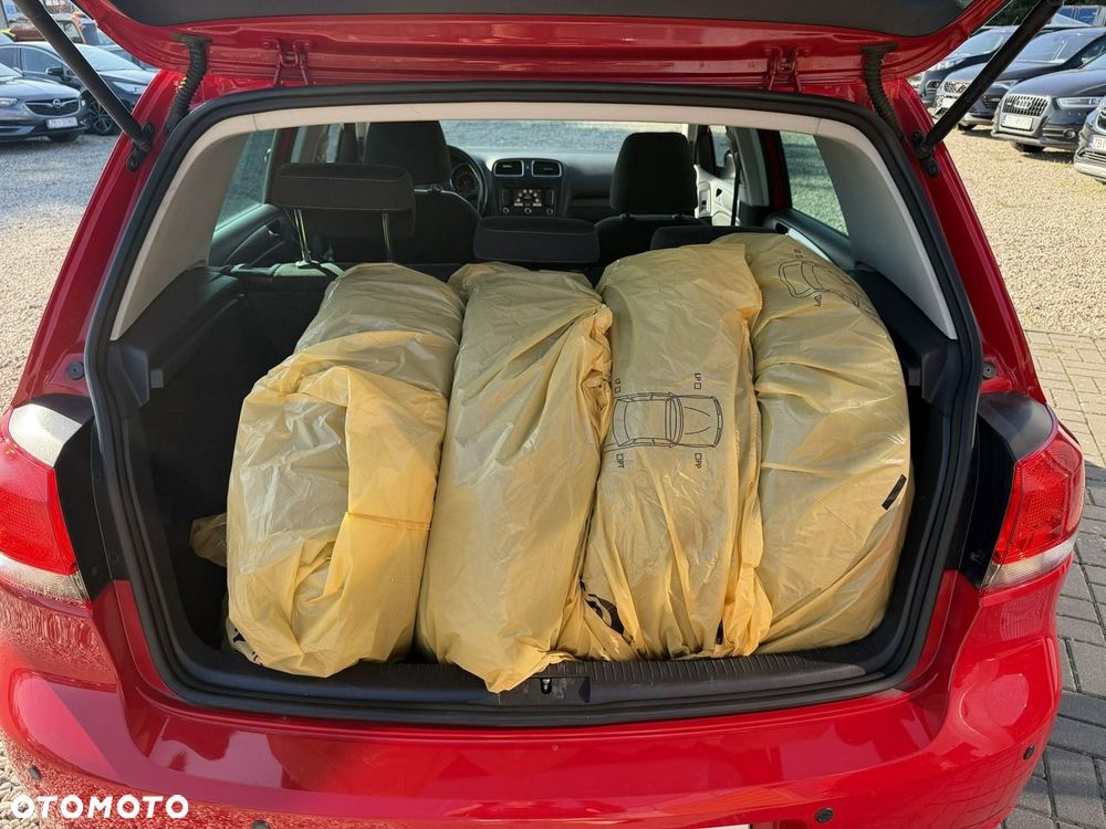 Volkswagen Golf - 18