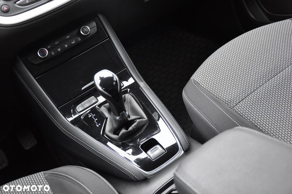 Opel Grandland X 1.2 T GPF Design Line S&S - 31