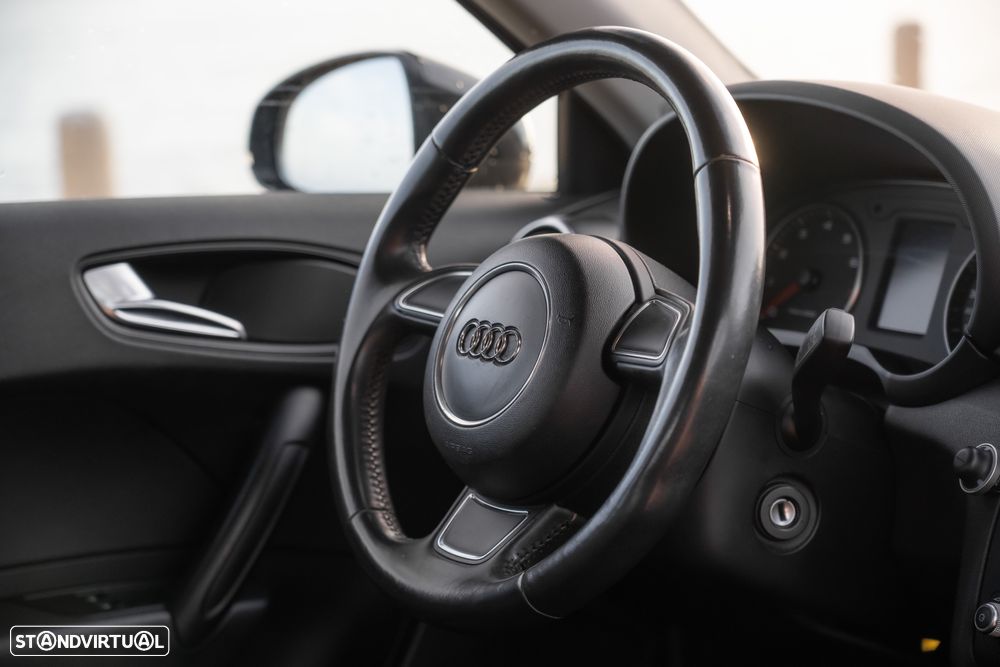 Audi A1 1.2 TFSI Attraction - 13